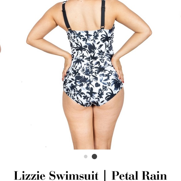 Compressive one piece swim suit - Picture 3 of 7